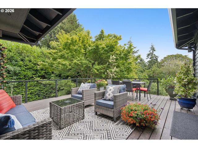 12530 Sw 58TH Ave, Portland, OR 97219
