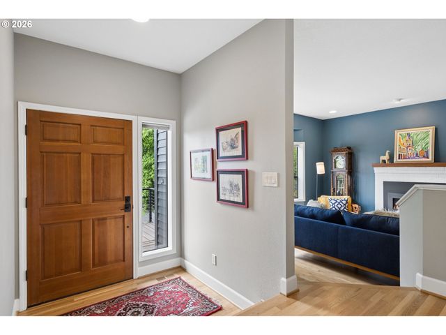 12530 Sw 58TH Ave, Portland, OR 97219