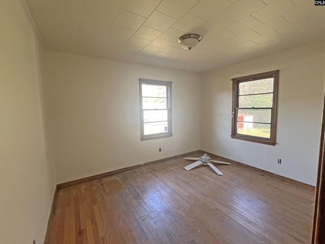 24 Lamb Way Road, Prosperity, SC 29127