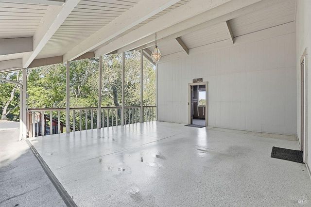 16 Burning Tree Dr, Novato, CA 94949