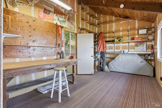 16 Burning Tree Dr, Novato, CA 94949