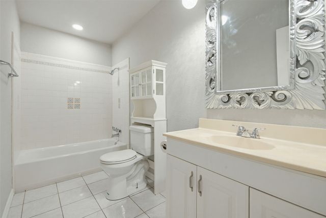 8718 Vernon Drive, Rowlett, TX 75088