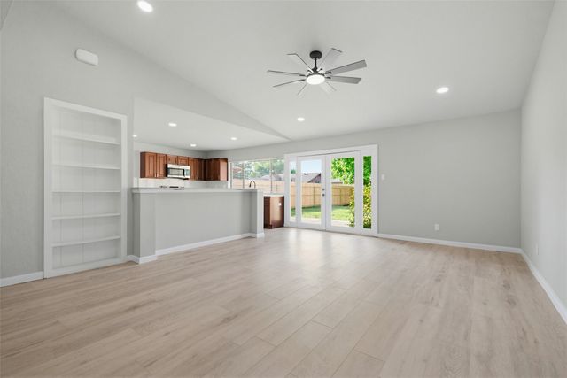 8718 Vernon Drive, Rowlett, TX 75088