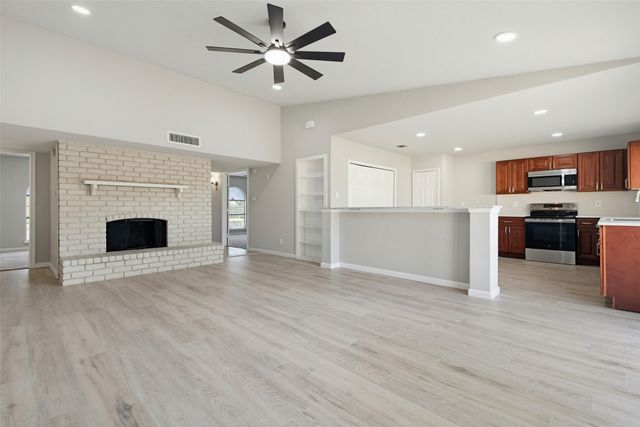 8718 Vernon Drive, Rowlett, TX 75088