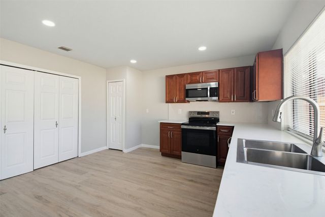 8718 Vernon Drive, Rowlett, TX 75088