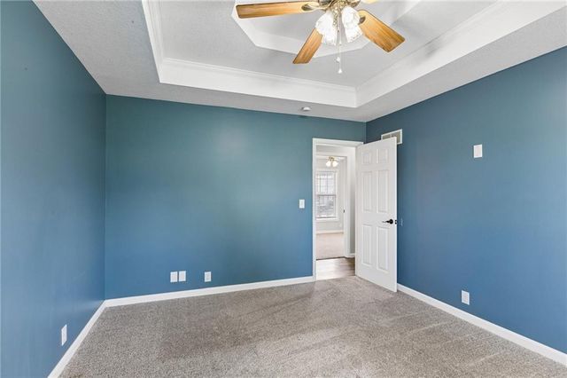 808 Pine Crest Avenue, Kearney, MO 64060