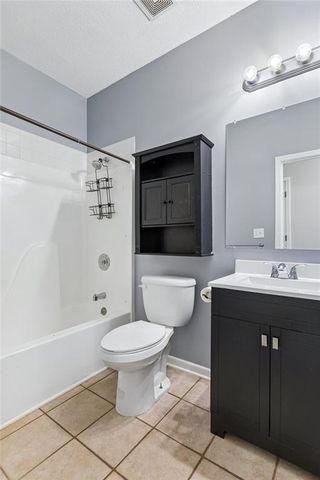 808 Pine Crest Avenue, Kearney, MO 64060