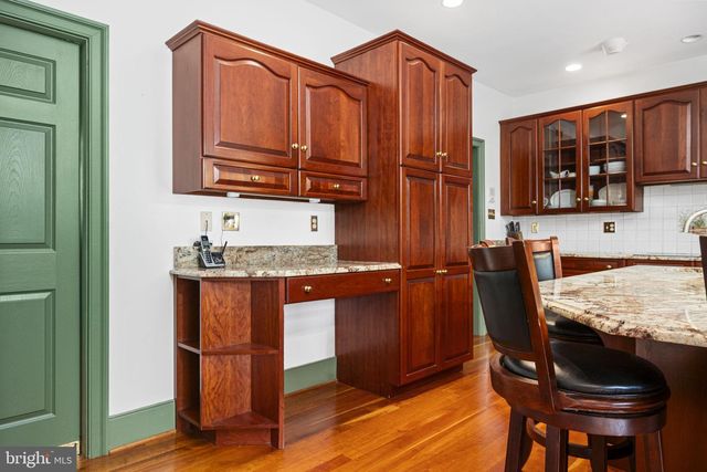 21 BASSETT HUNT LN, Glenmoore, PA 19343