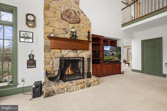21 BASSETT HUNT LN, Glenmoore, PA 19343