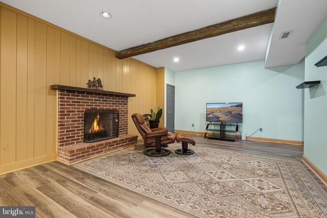 21 BASSETT HUNT LN, Glenmoore, PA 19343