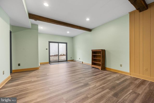 21 BASSETT HUNT LN, Glenmoore, PA 19343