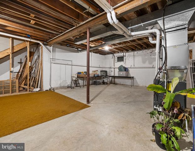 21 BASSETT HUNT LN, Glenmoore, PA 19343