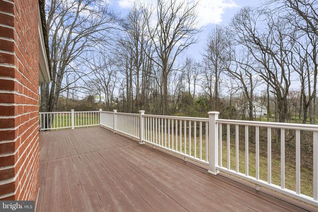 21 BASSETT HUNT LN, Glenmoore, PA 19343
