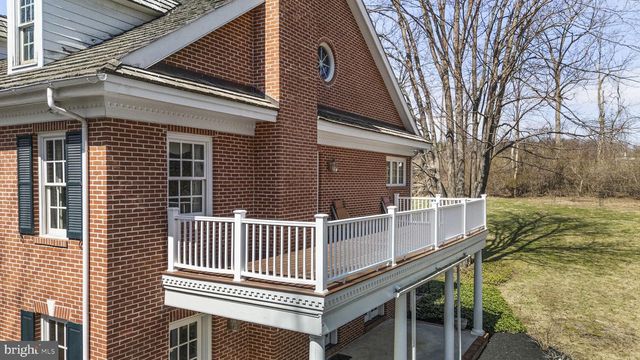 21 BASSETT HUNT LN, Glenmoore, PA 19343