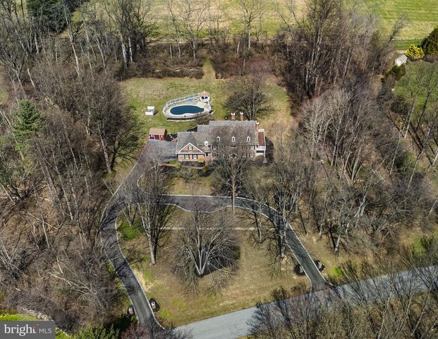 21 BASSETT HUNT LN, Glenmoore, PA 19343