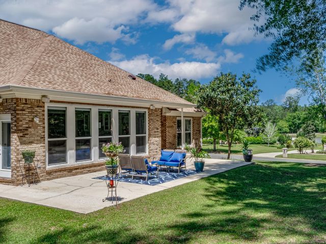 9699 Pebble Beach Way, Tallahassee, FL 32312