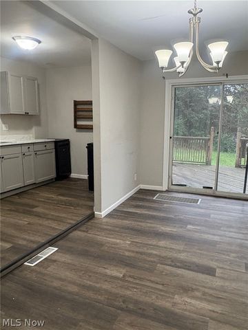 768 Garfield Street, Akron, OH 44310