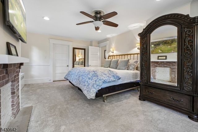 82 Arlington Ave, Caldwell Boro Twp., NJ 07006