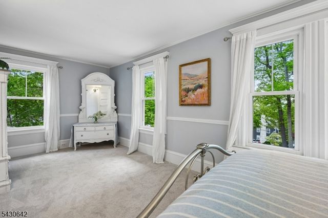 82 Arlington Ave, Caldwell Boro Twp., NJ 07006