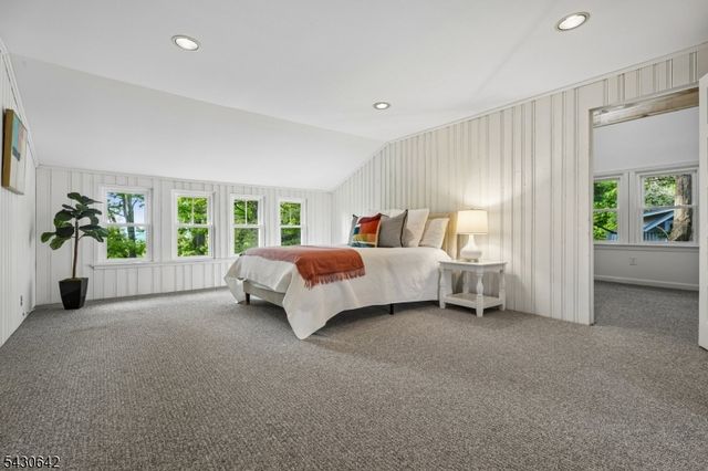 82 Arlington Ave, Caldwell Boro Twp., NJ 07006