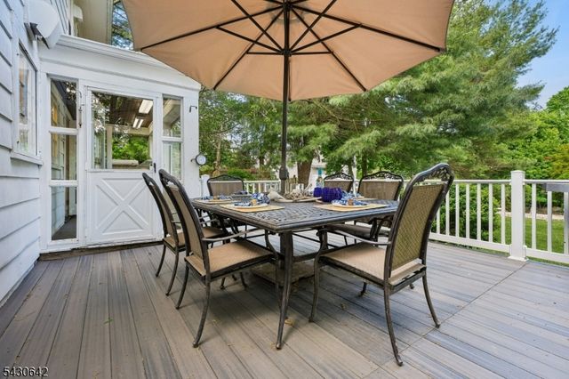 82 Arlington Ave, Caldwell Boro Twp., NJ 07006