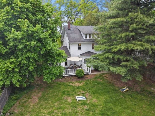 82 Arlington Ave, Caldwell Boro Twp., NJ 07006