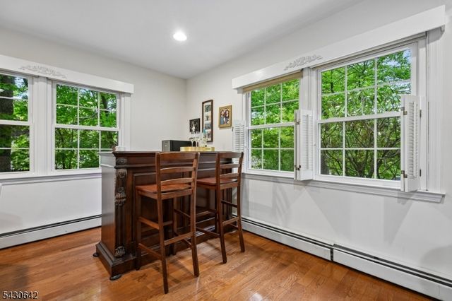 82 Arlington Ave, Caldwell Boro Twp., NJ 07006