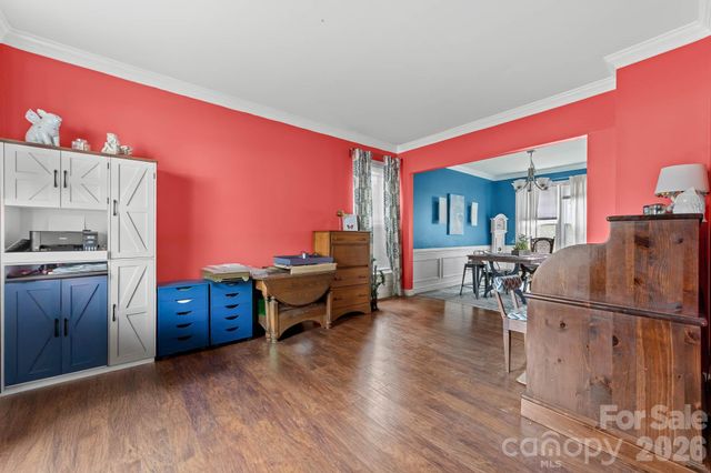 9907 Davis Lake Parkway, Charlotte, NC 28269