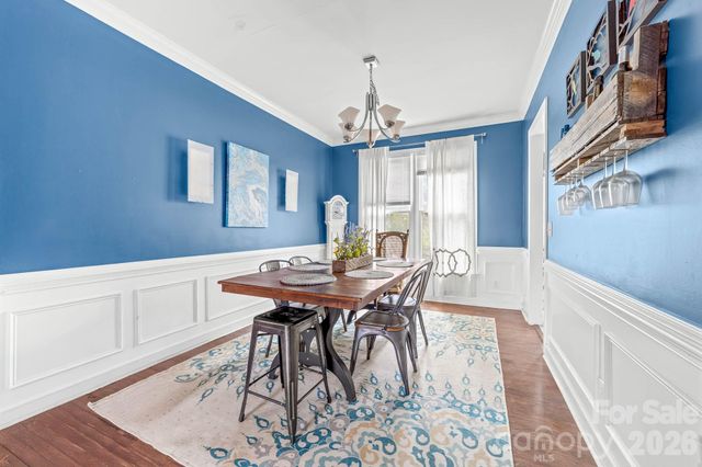 9907 Davis Lake Parkway, Charlotte, NC 28269