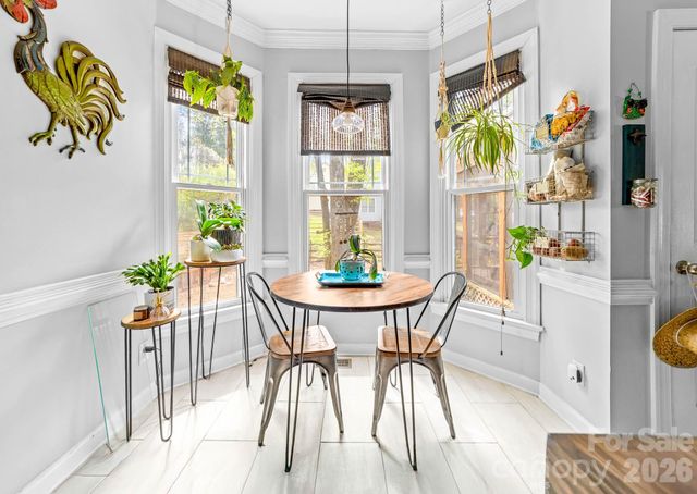 9907 Davis Lake Parkway, Charlotte, NC 28269