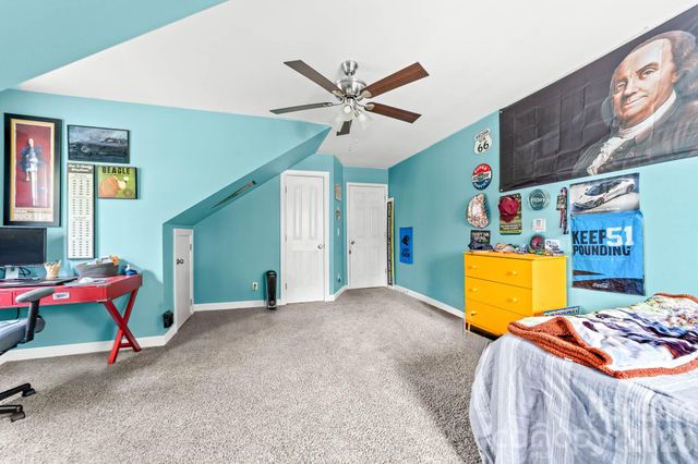 9907 Davis Lake Parkway, Charlotte, NC 28269