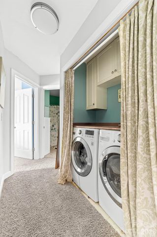 9907 Davis Lake Parkway, Charlotte, NC 28269