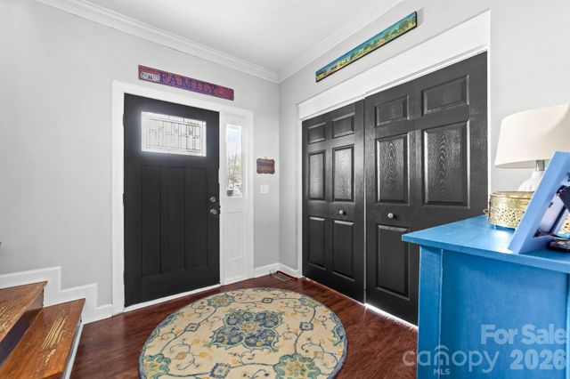 9907 Davis Lake Parkway, Charlotte, NC 28269