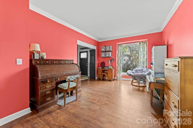 9907 Davis Lake Parkway, Charlotte, NC 28269