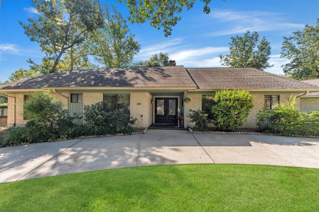 59 El Dorado Street, Panorama Village, TX 77304