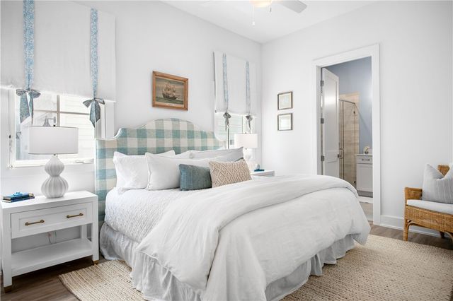 204 Coastline Dr, Port Aransas, TX 78373