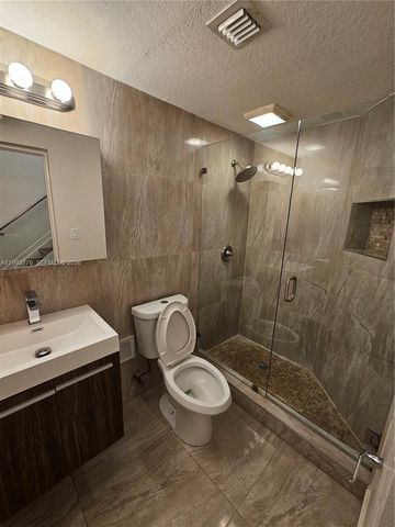 11384 NW 84th Ter, Doral, FL 33178