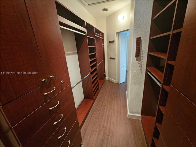 11384 NW 84th Ter, Doral, FL 33178