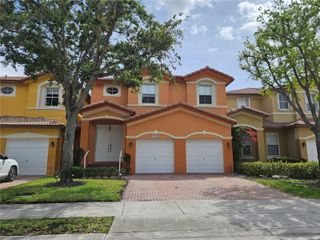11384 NW 84th Ter, Doral, FL 33178