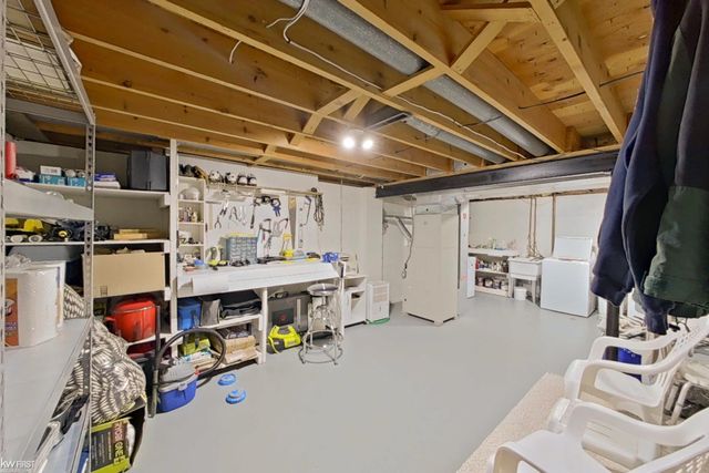 9148 Chelmsford Drive, Swartz Creek, MI 48473