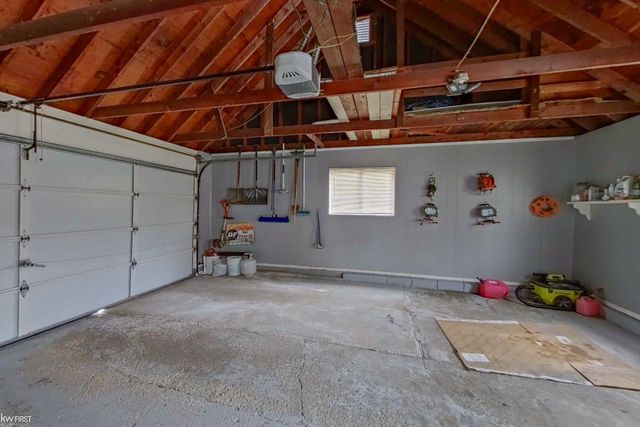 9148 Chelmsford Drive, Swartz Creek, MI 48473