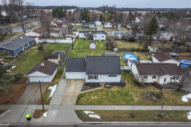 9148 Chelmsford Drive, Swartz Creek, MI 48473