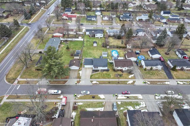 9148 Chelmsford Drive, Swartz Creek, MI 48473