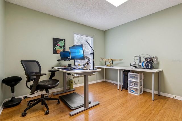 1709 W MARSHALL LAKE DRIVE, Apopka, FL 32703