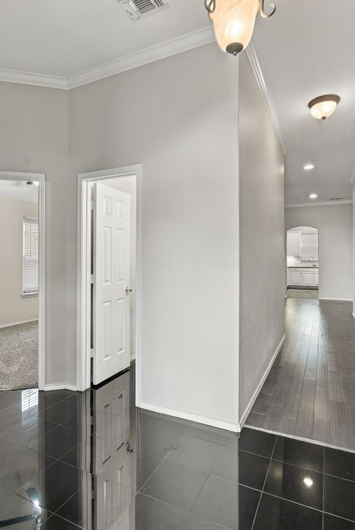 9108 Saranac Trail, Fort Worth, TX 76118 — photo 4