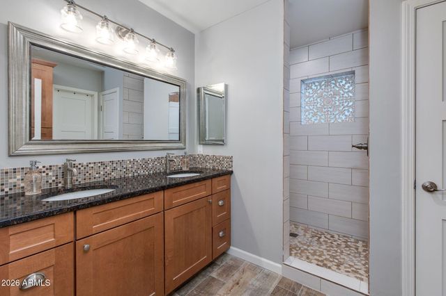 1714 E ROMA Avenue, Phoenix, AZ 85016