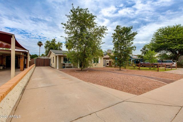 1714 E ROMA Avenue, Phoenix, AZ 85016