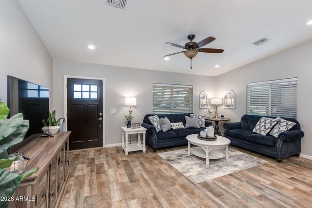 1714 E ROMA Avenue, Phoenix, AZ 85016