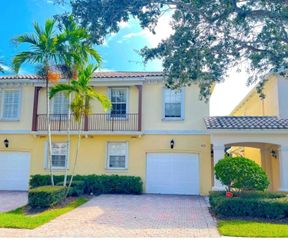 471 Capistrano Drive, Palm Beach Gardens, FL 33410
