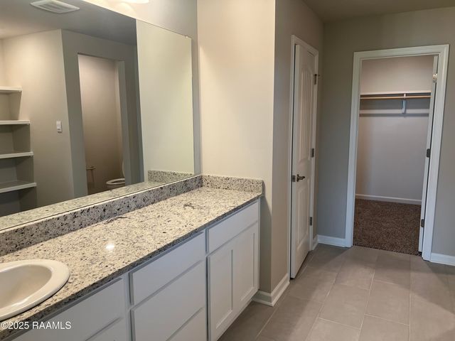 641 Griffiths Court, Breaux Bridge, LA 70517